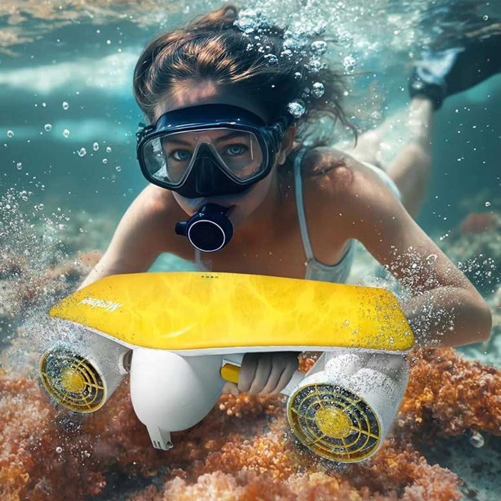 Mankeel Sea Scooter - Adventura Cayman Rental Gear